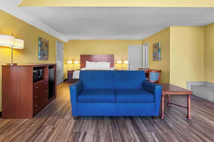Room 19 of 31
