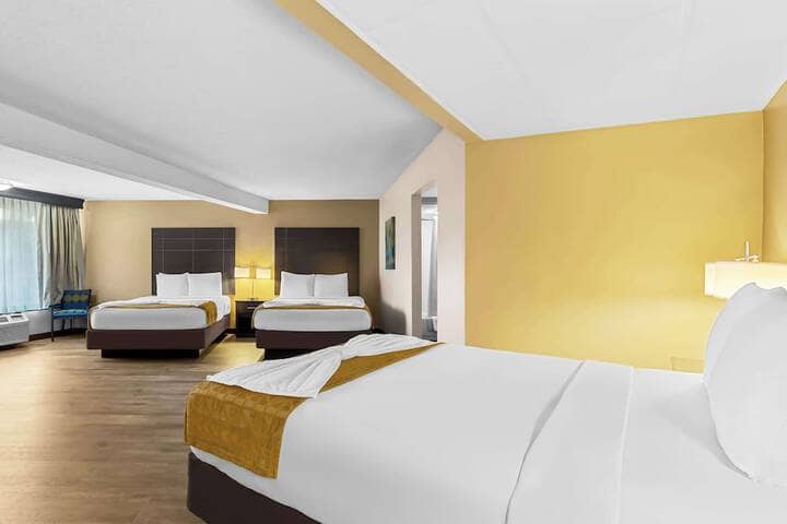 Room 12 of 31