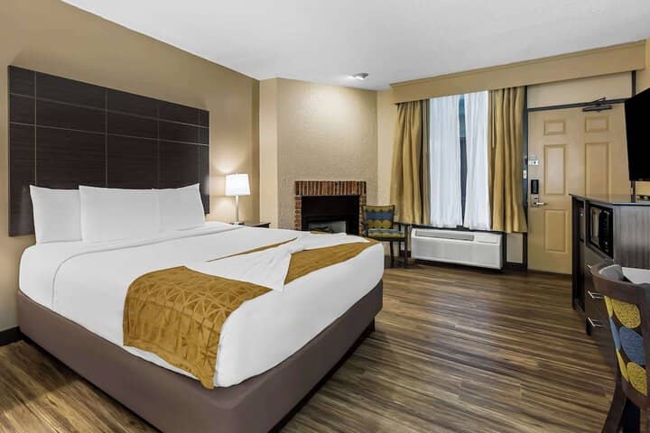 Room 20 of 31