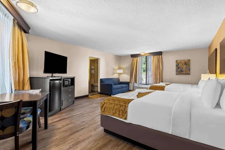 Room 15 of 31
