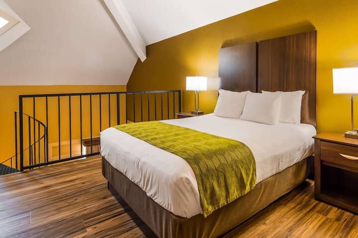 Room 20 of 37